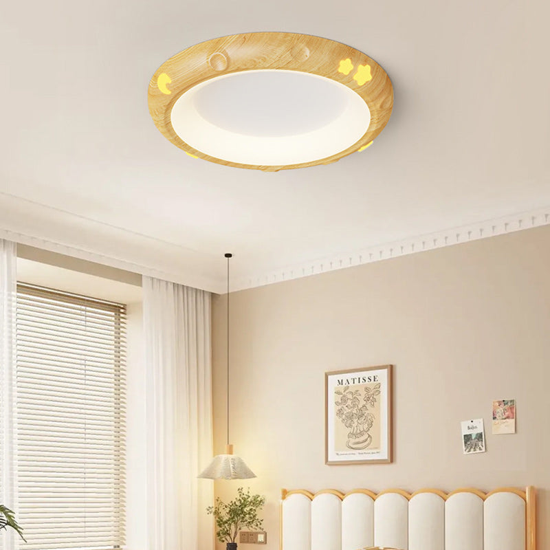 Contemporary Retro Kids Round Star Iron Acrylic LED Flush Mount Ceiling Light for Bedroom, Modern Nursery Lighting Fixture, Stylish Children's Room Decor, Energy-Efficient Ceiling Light, Star Design Bedroom Illumination, Fun Kids Lighting, Playful Home De