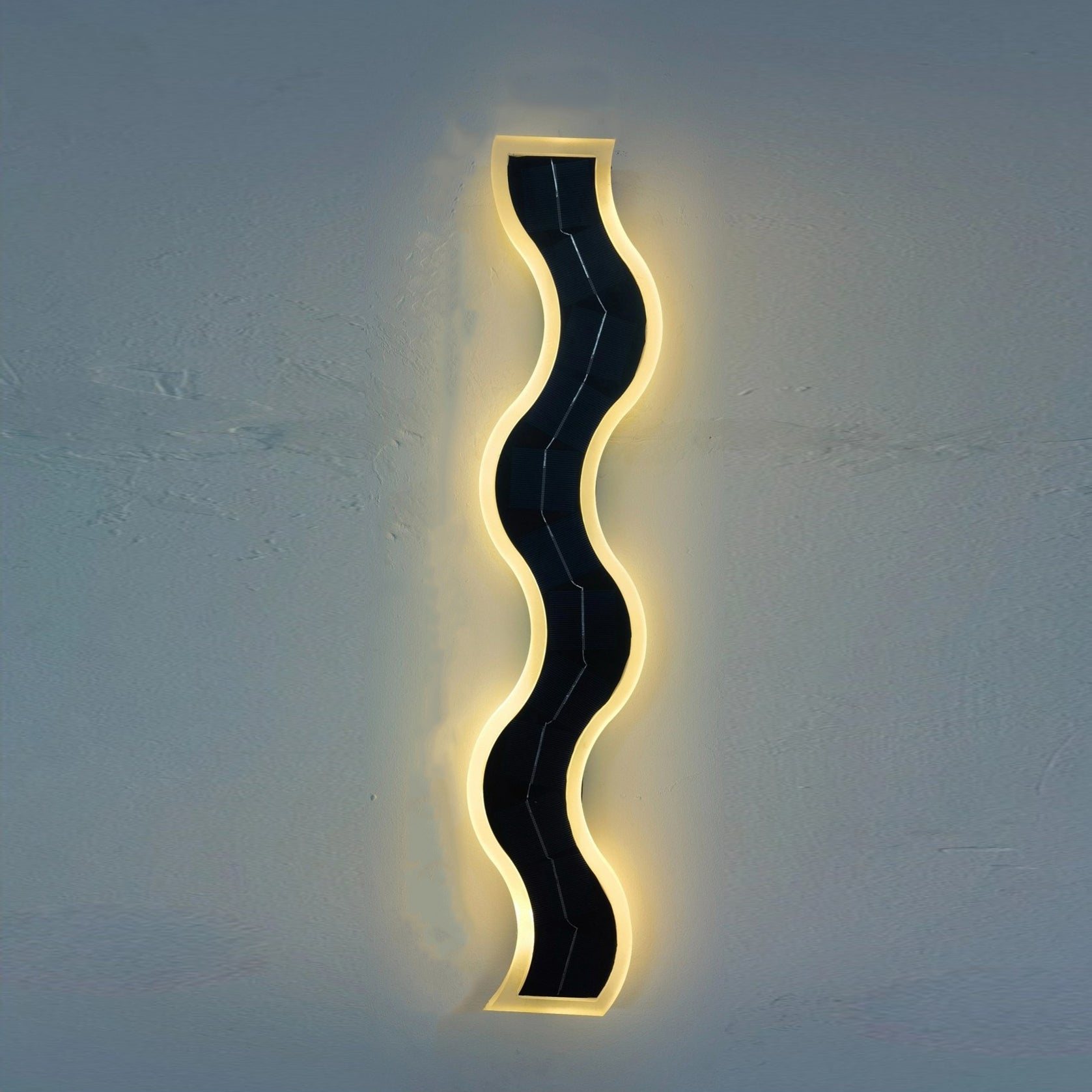 Modern Solar Waterproof Aluminum LED Wall Sconce for Outdoor Patio Lighting