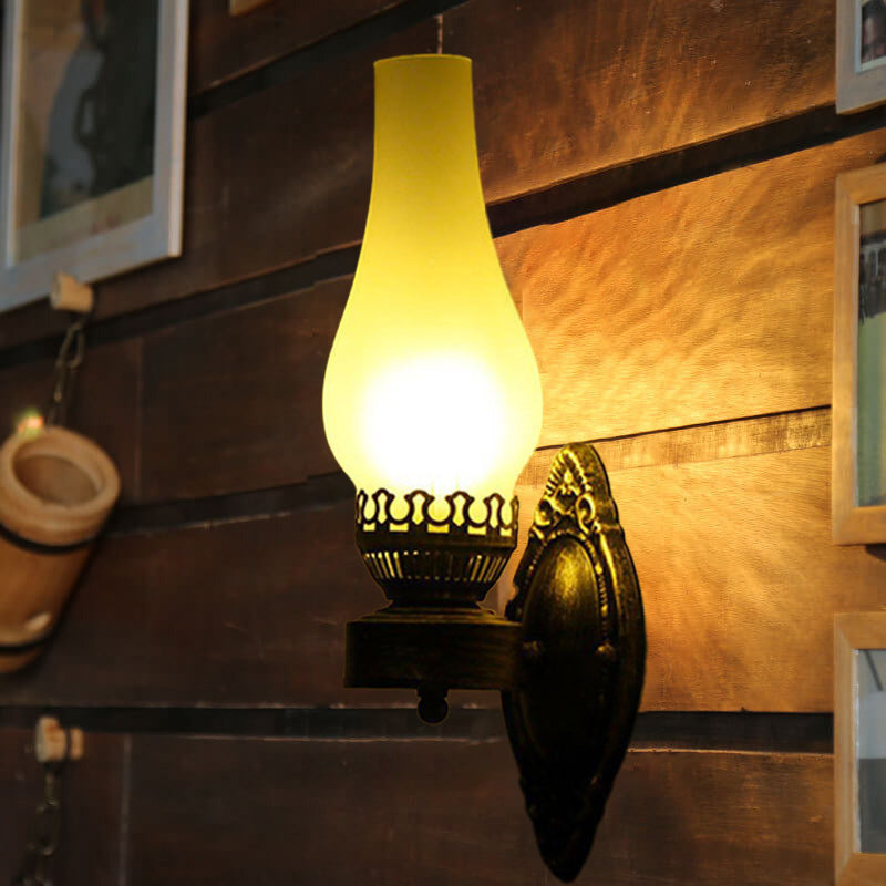 Retro Kerosene Wall Sconce - Vintage 1-Light Lamp for Home Decor