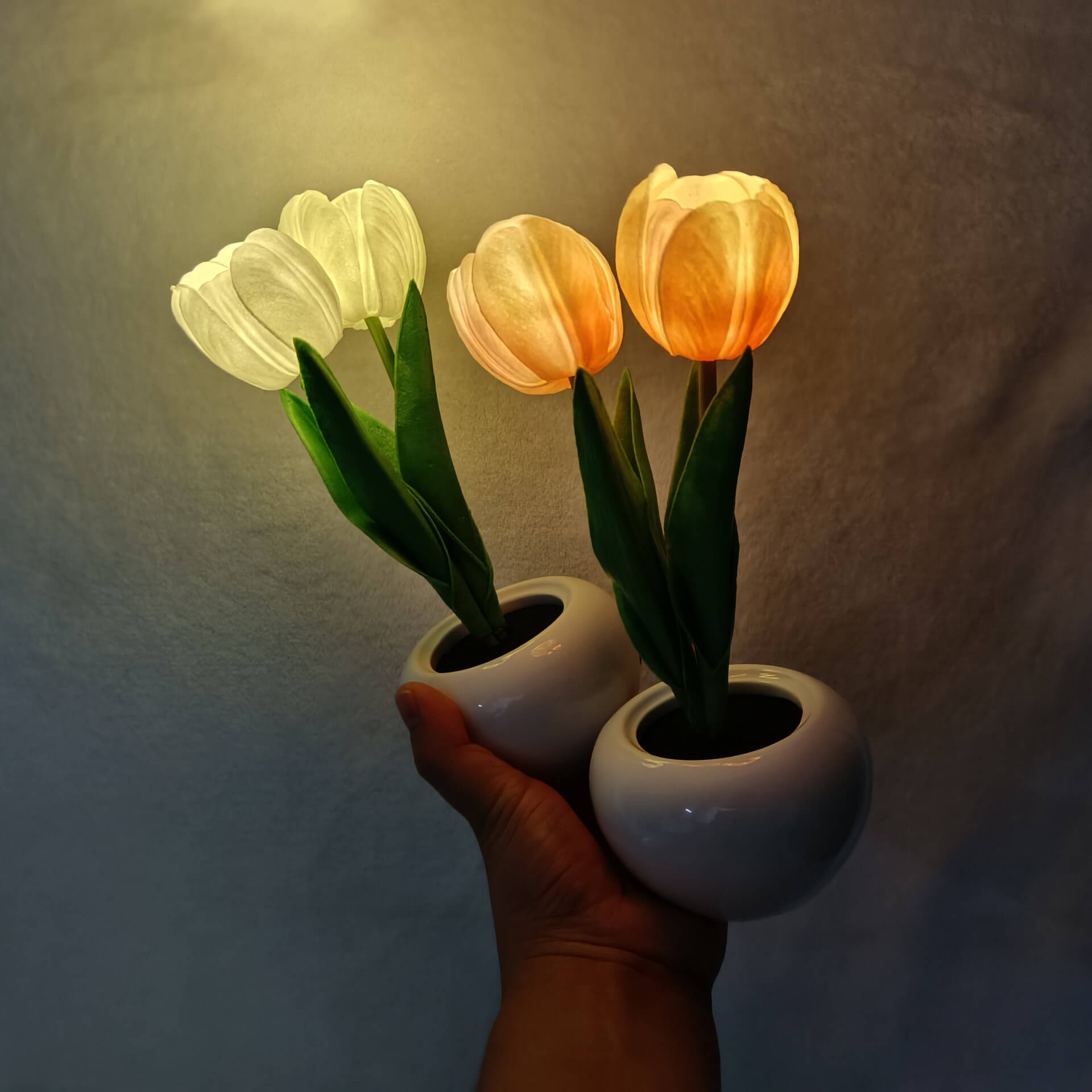 Modern Creative Simulation Tulip Peony LED Night Light Table Lamp for Bedroom, Nursery, Home Decor, Rechargeable, Decorative Lighting, Soft Ambient Light, Unique Floral Design, Gift for Women and Kids