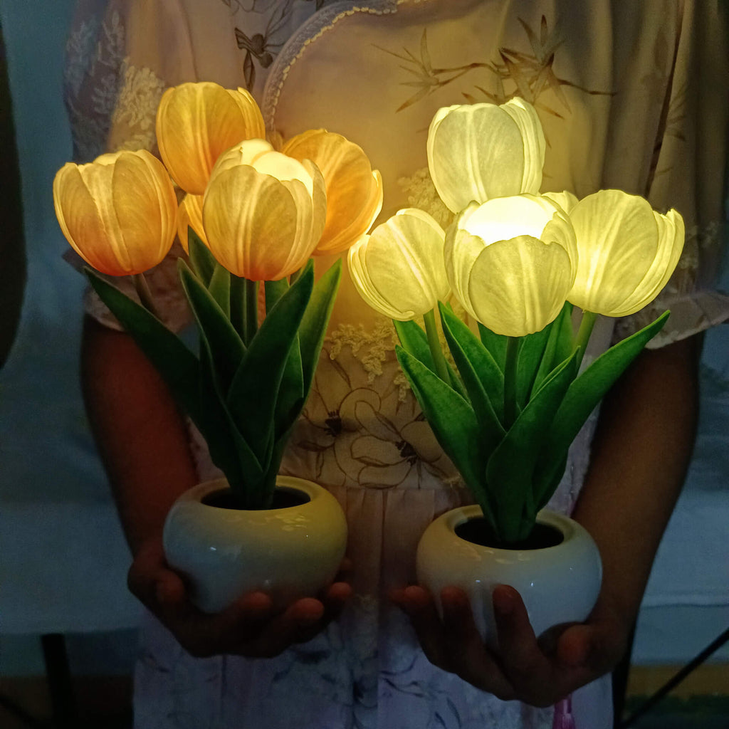 Modern Creative Simulation Tulip Peony LED Night Light Table Lamp for Bedroom, Nursery, Home Decor, Rechargeable, Decorative Lighting, Soft Ambient Light, Unique Floral Design, Gift for Women and Kids