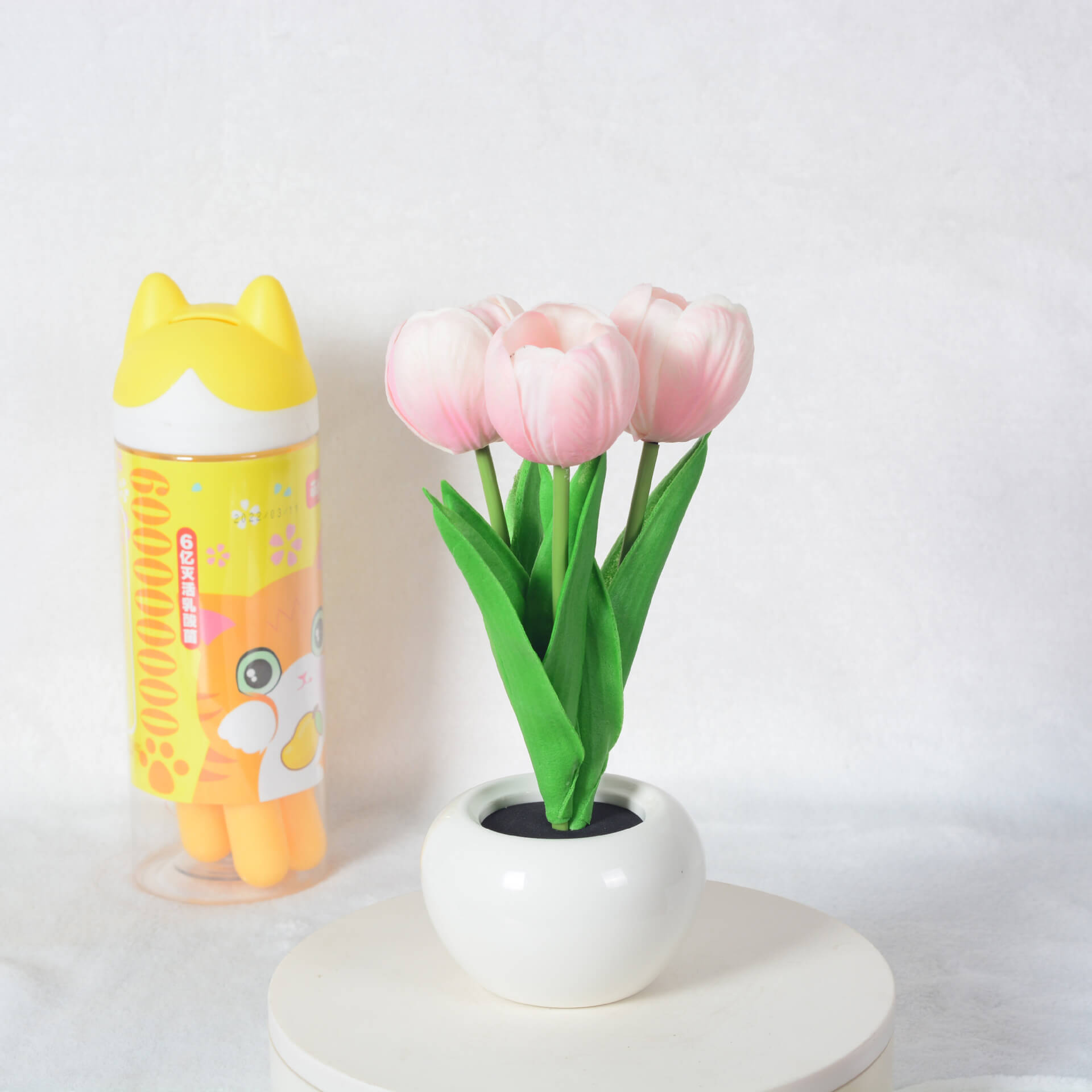 Modern Tulip Peony LED Night Light Table Lamp - Creative Home Décor, Soft Ambient Lighting, Elegant Design, Energy-Efficient, Bedroom Accent Lamp