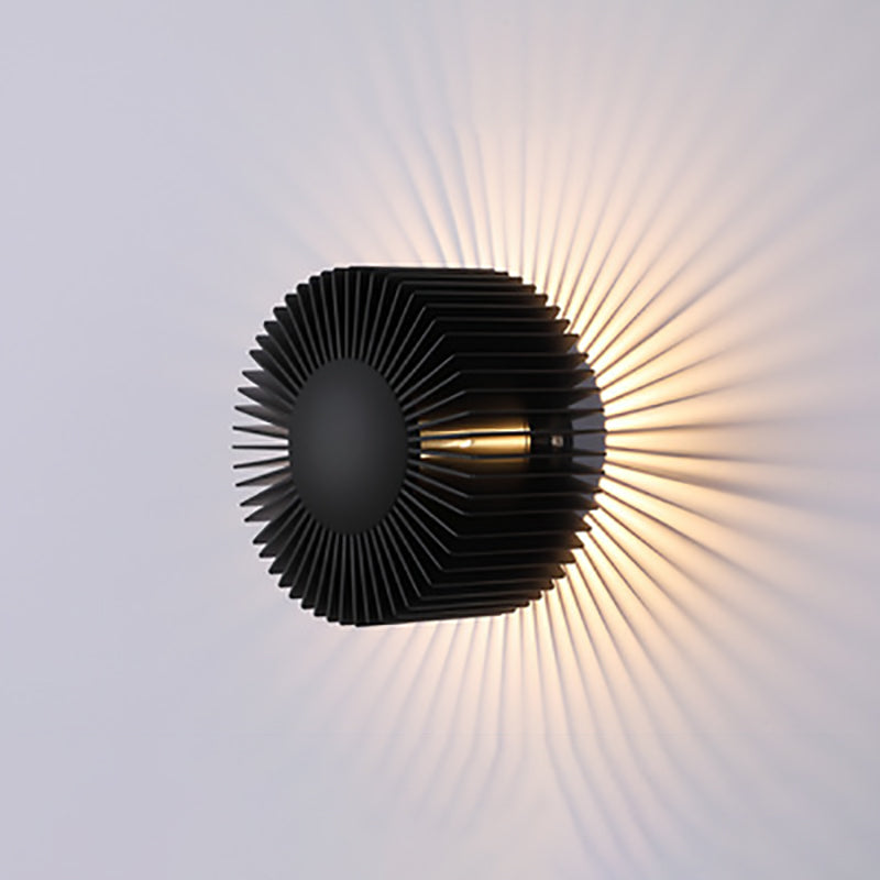 Modern Minimalist Aluminum Round Sun Flower LED Wall Sconce for Living Room