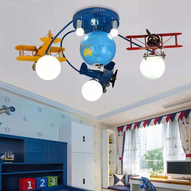Modern Art Deco Orb Airplane Globe Glass Iron Kids 6-Light Flush Mount Ceiling Light Bedroom Fixture Chandelier Vintage Aviation Decor Playroom Lighting Unique Nursery Design Decorative Lighting Kids Room Ceiling Light Modern Design Stylish Flush Mount Li