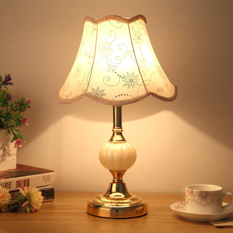 Nordic Vintage Floral Glass Table Lamp - 1-Light Design, Boho Home Decor, Elegant Lighting Solution
