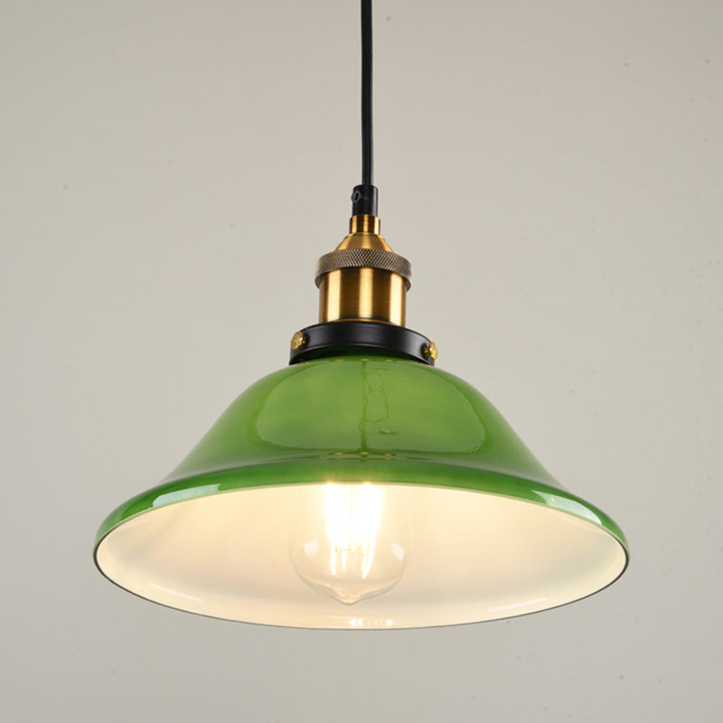 Contemporary Retro Emerald Green Flared Glass Pendant Light for Dining Room

Brighten your dining room with this stylish, contemporary retro pendant light. The emerald green flared glass shade adds a pop of elegance, making it the perfect ceiling fixture