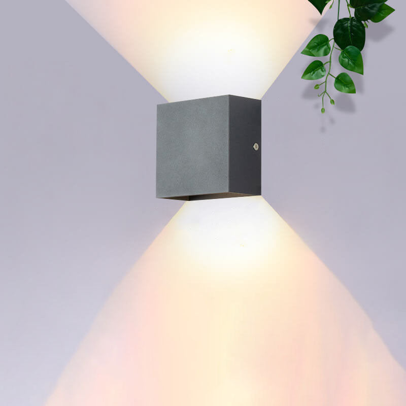 Modern Minimalist Square Aluminum LED Wall Sconce Lamp

Illuminate your space with our sleek modern minimalist square aluminum LED wall sconce lamp. Designed for versatility and elegance, this wall light fixture enhances any decor while providing energy-e