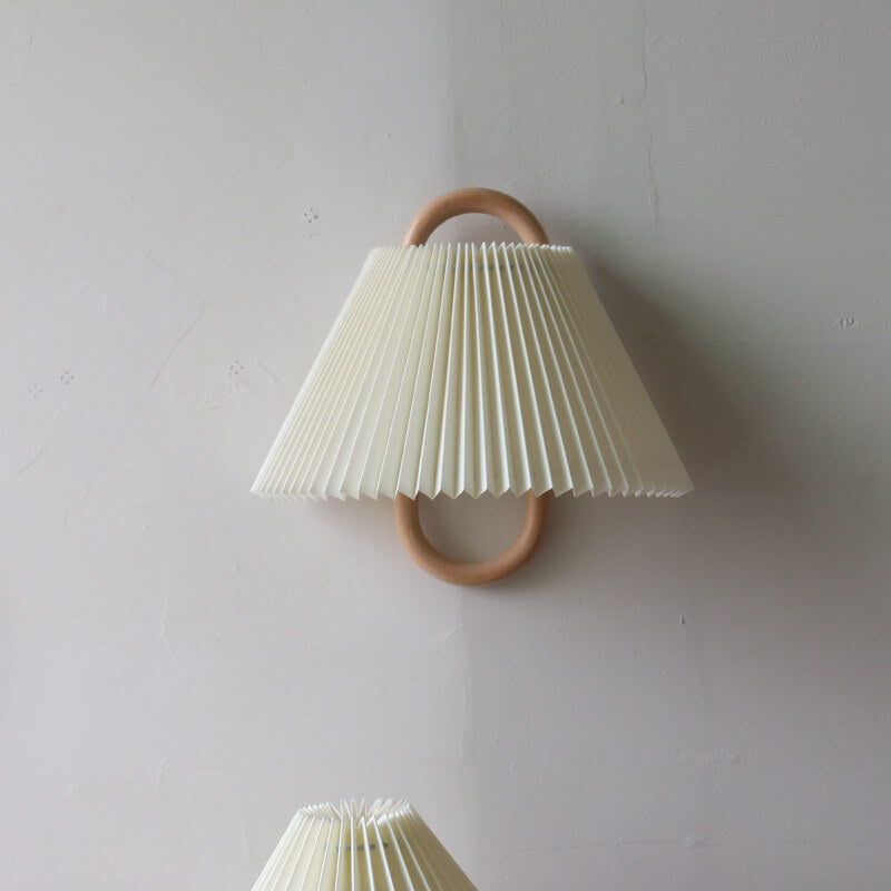 Modern Solid Wood Pleated Semi-Circle Wall Sconce - 1-Light Lamp for Stylish Decor