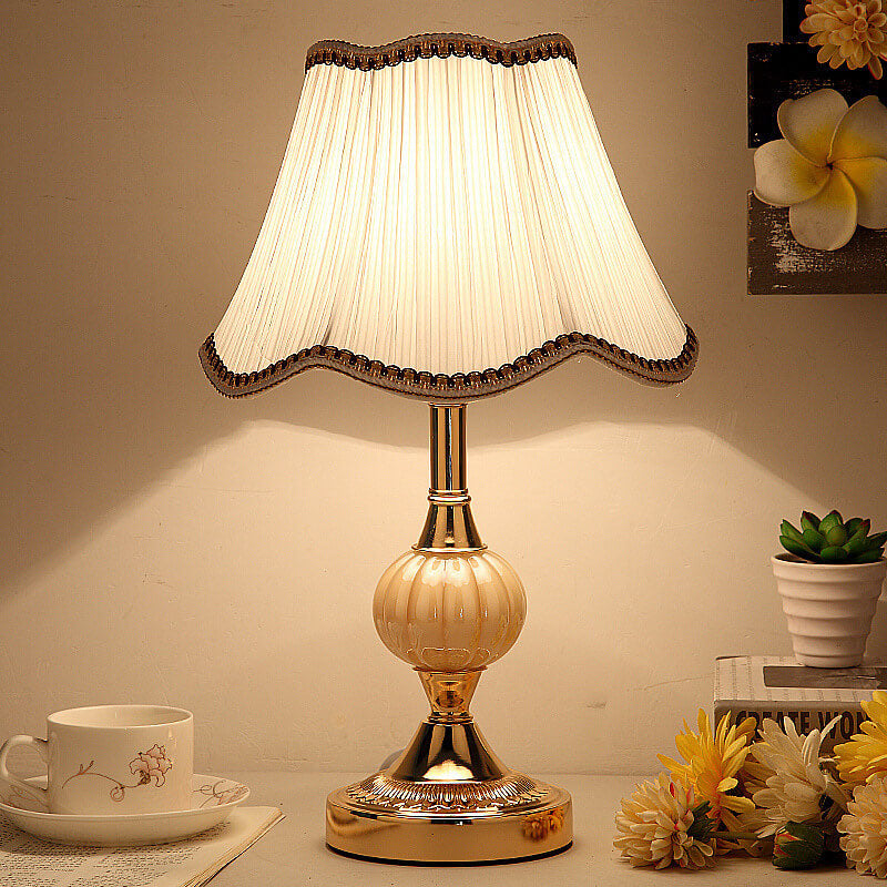 Nordic Vintage Floral Glass Table Lamp - 1-Light Design, Boho Home Decor, Elegant Lighting Solution