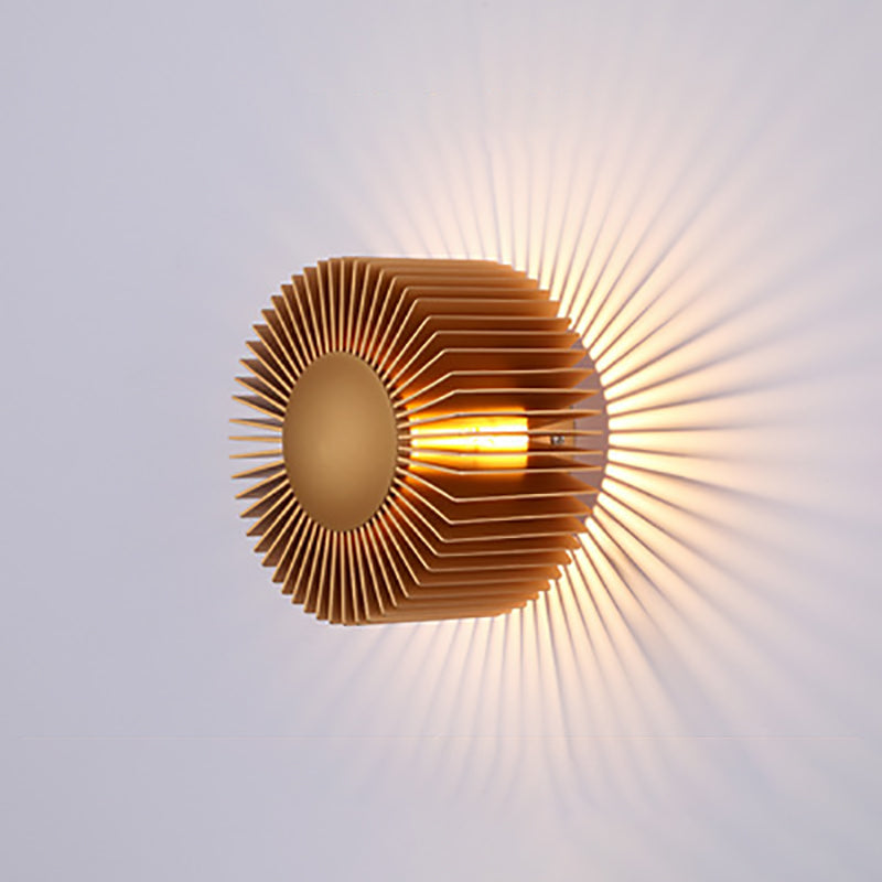 Modern Minimalist Aluminum Round Sun Flower LED Wall Sconce for Living Room
