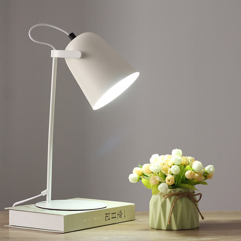 Nordic Macaron Iron Bucket 1-Light Table Lamp - Creative Colorful Design for Home Decor and Modern Aesthetics