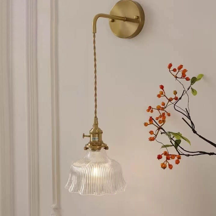 Nordic Modern Minimalist Copper Glass Wall Sconce Lamp - 1-Light Floral Design