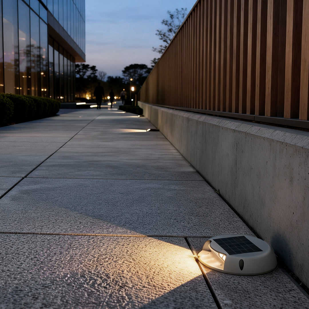 LED Solar Landscape Pathway Light - Eco-Friendly Outdoor Lighting