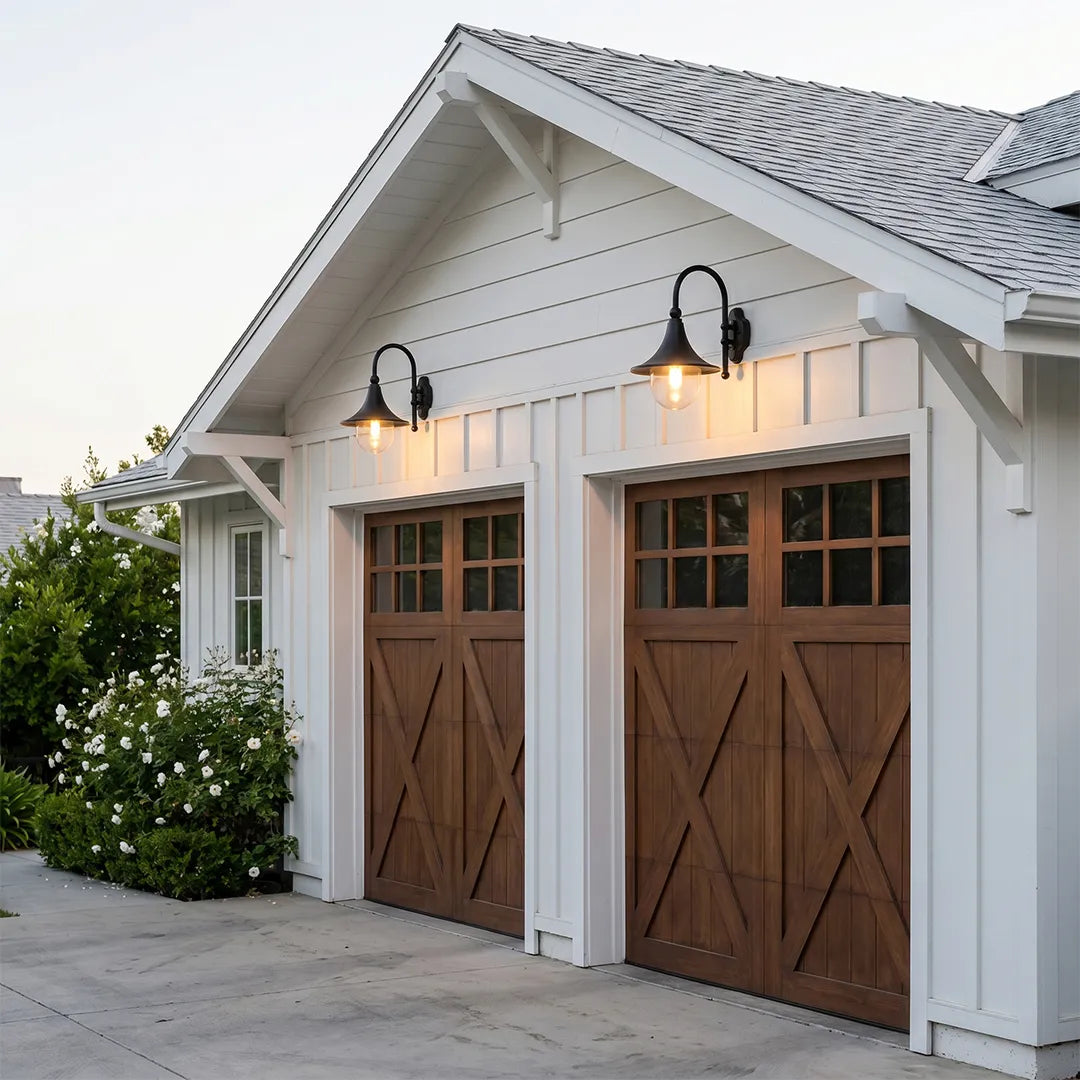 Outdoor Black Wall Light - Retro Trumpet-Shaped Fixture