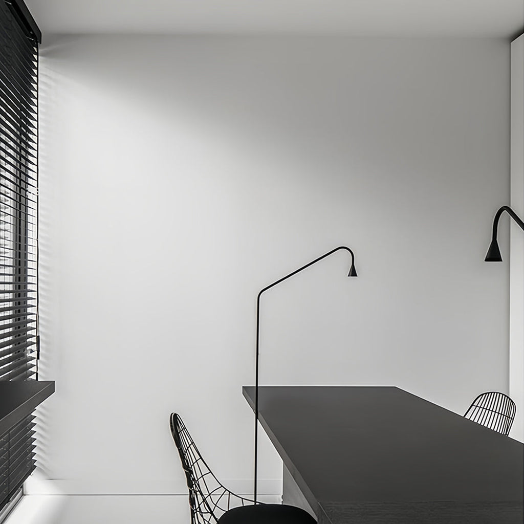 Black and Gold LED Minimalist Floor Lamp - Modern Reading Light