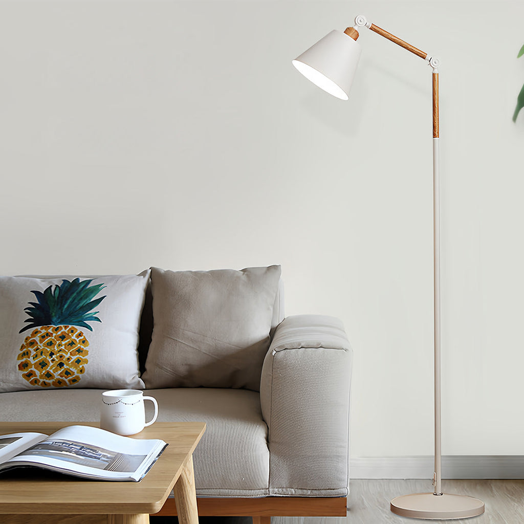 Modern Adjustable Metallic Floor Lamp - Sleek Standing Light for Home Decor
