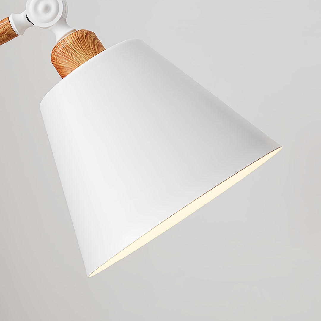 Modern Adjustable Metallic Floor Lamp - Sleek Standing Light for Home Decor
