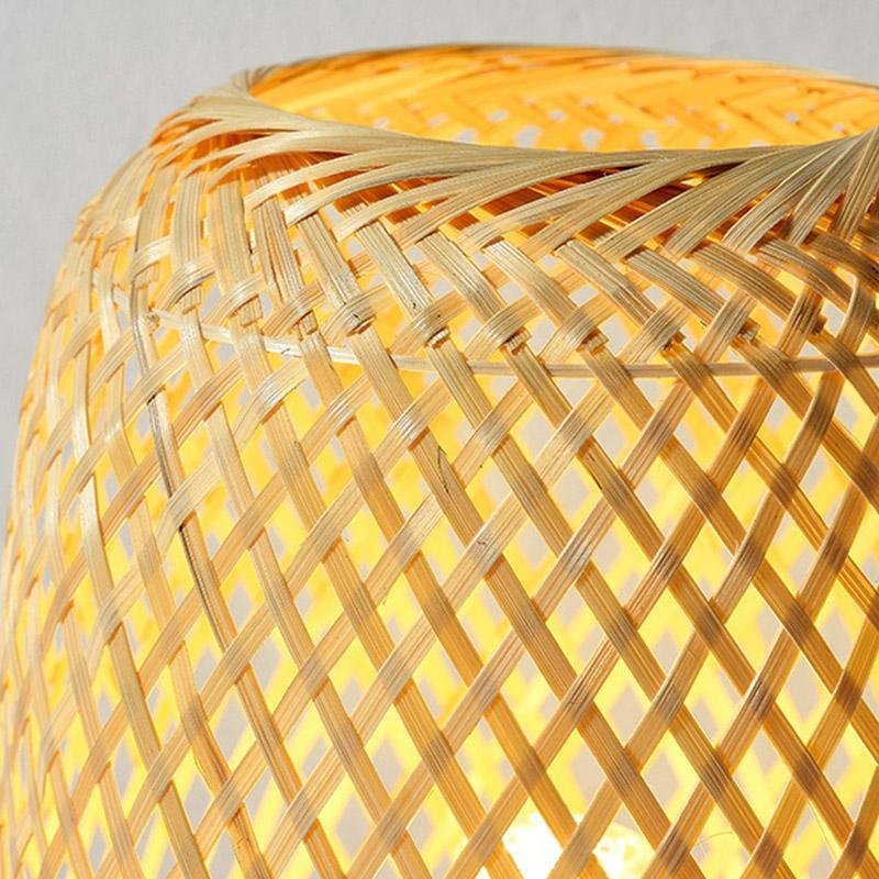 Japanese Rattan Table Lamp - Natural Ambient Lighting Charm for Home Decor

Enhance your space with this Japanese rattan table lamp, perfect for creating natural ambient lighting. Ideal for home decor, living rooms, and bedrooms, this stylish lamp combine