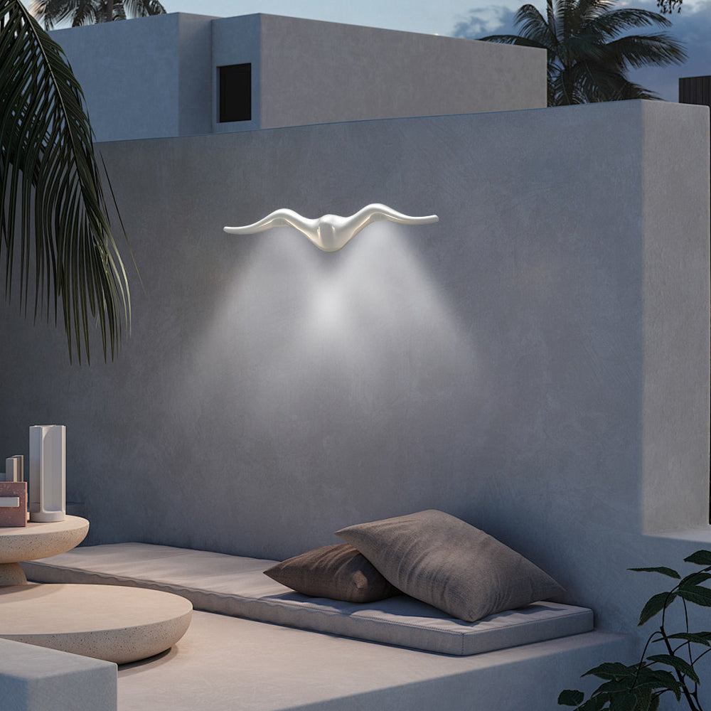 Seagull-Shaped Waterproof Outdoor LED Wall Light - Decorative Marine Style Light Fixture