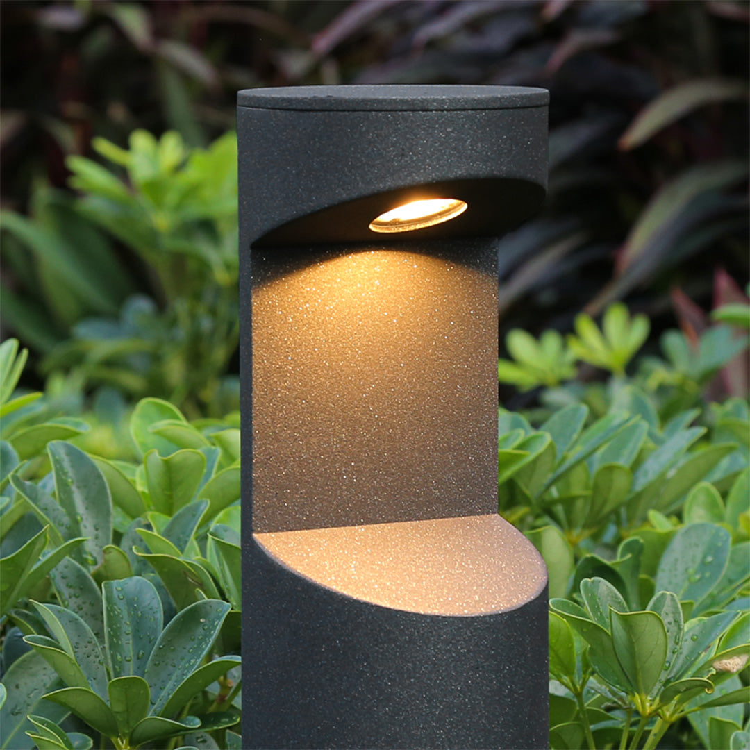 Minimalist One-way Outdoor Bollard Garden Light