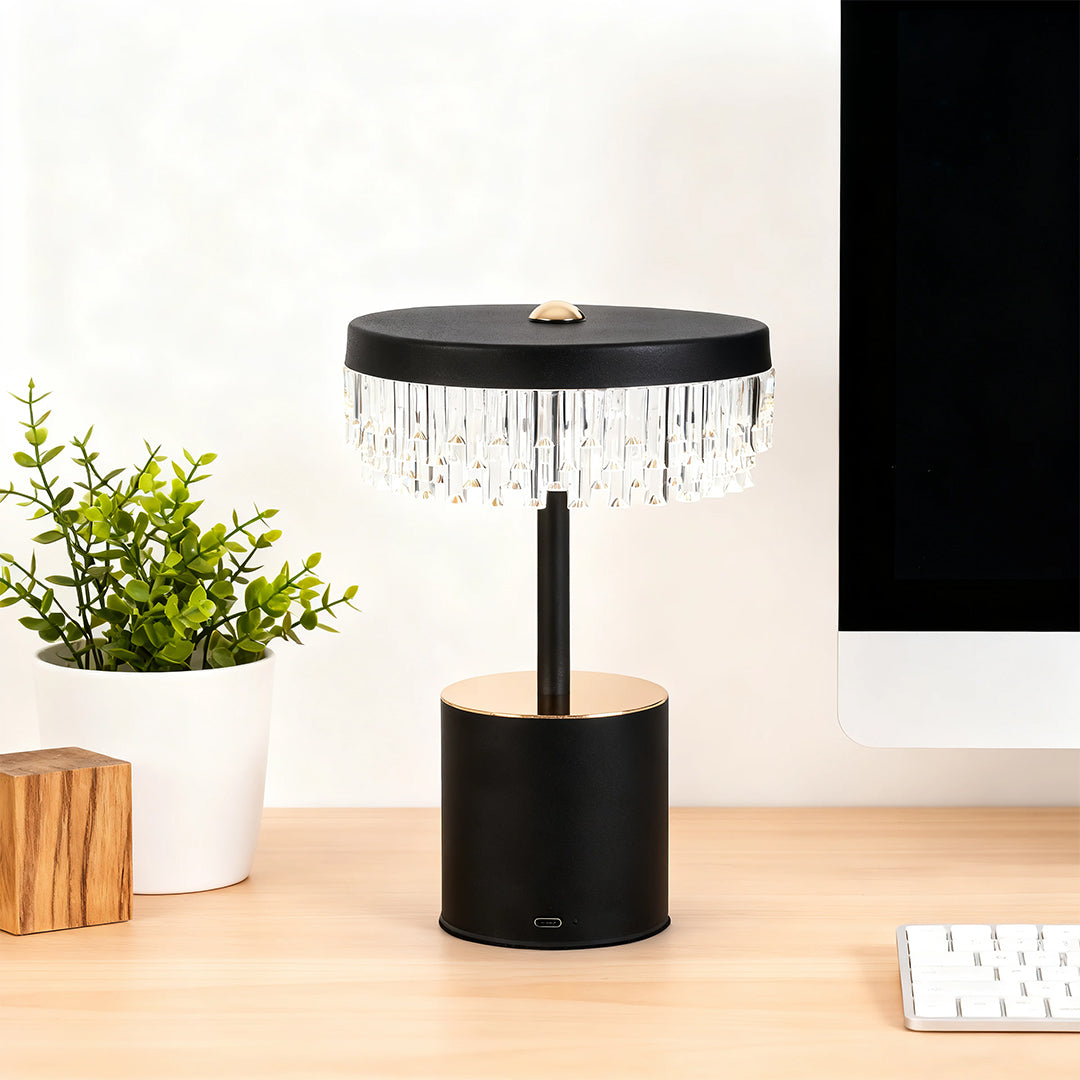 Fringe Minimalist USB Charging Table Lamp - Creative Design Lighting for Modern Spaces