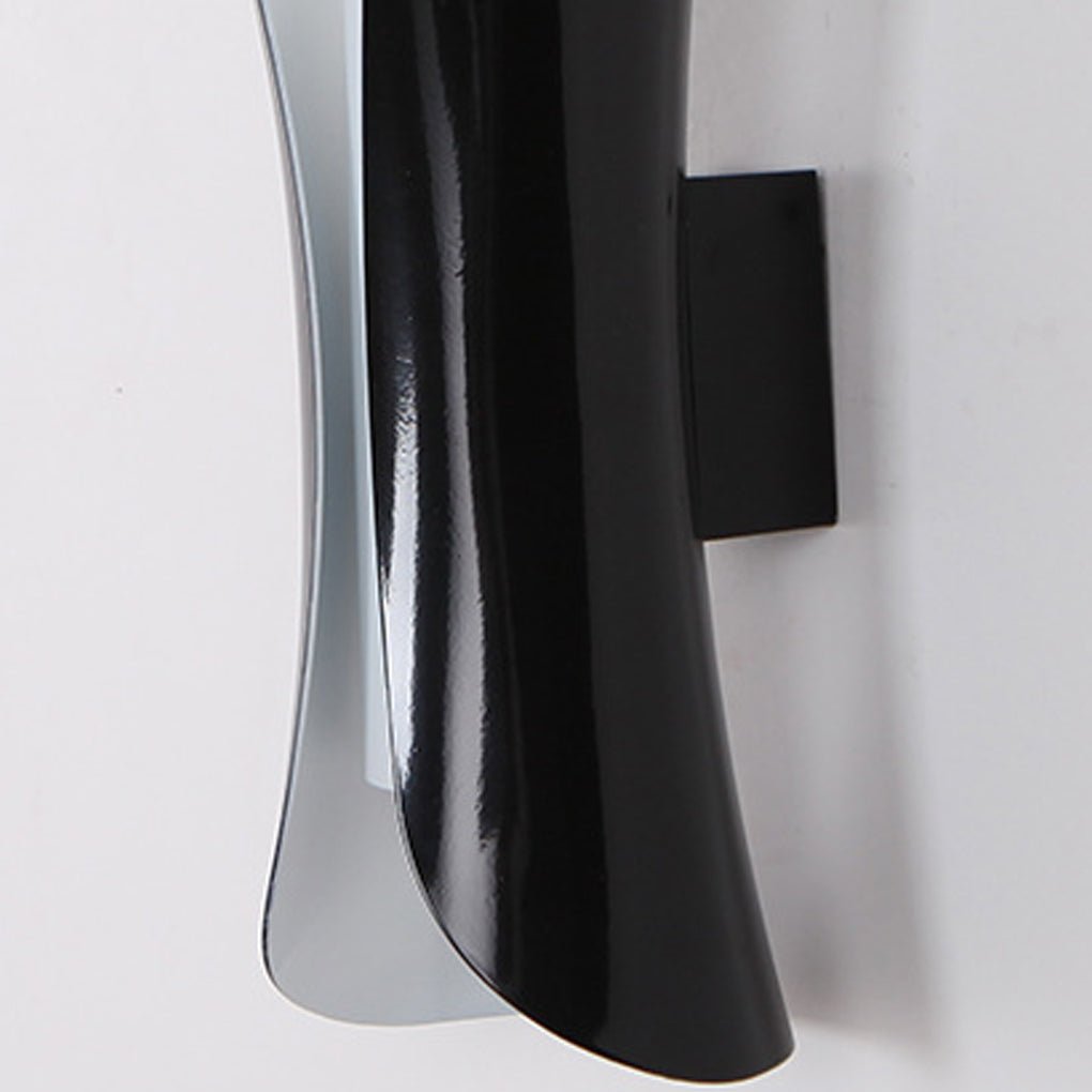 Indoor Up Down Nordic LED Wall Light - Minimalist Design, Modern Illumination, Energy Efficient Lighting