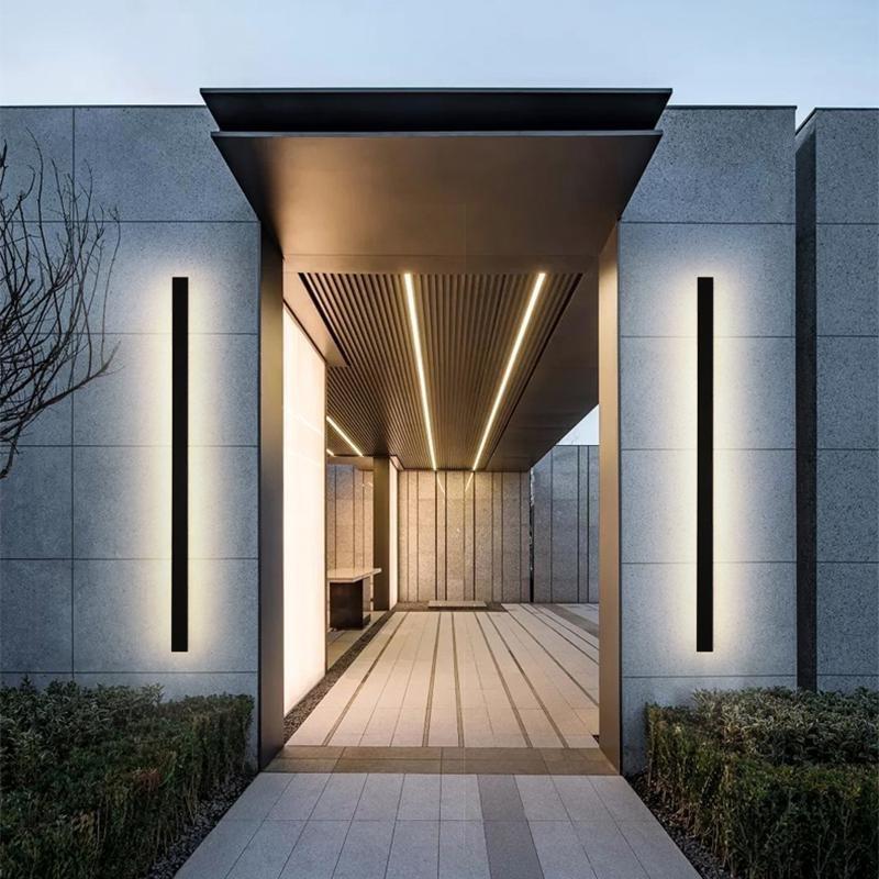 Black Waterproof Metal LED Wall Sconce Modern Outdoor Light
