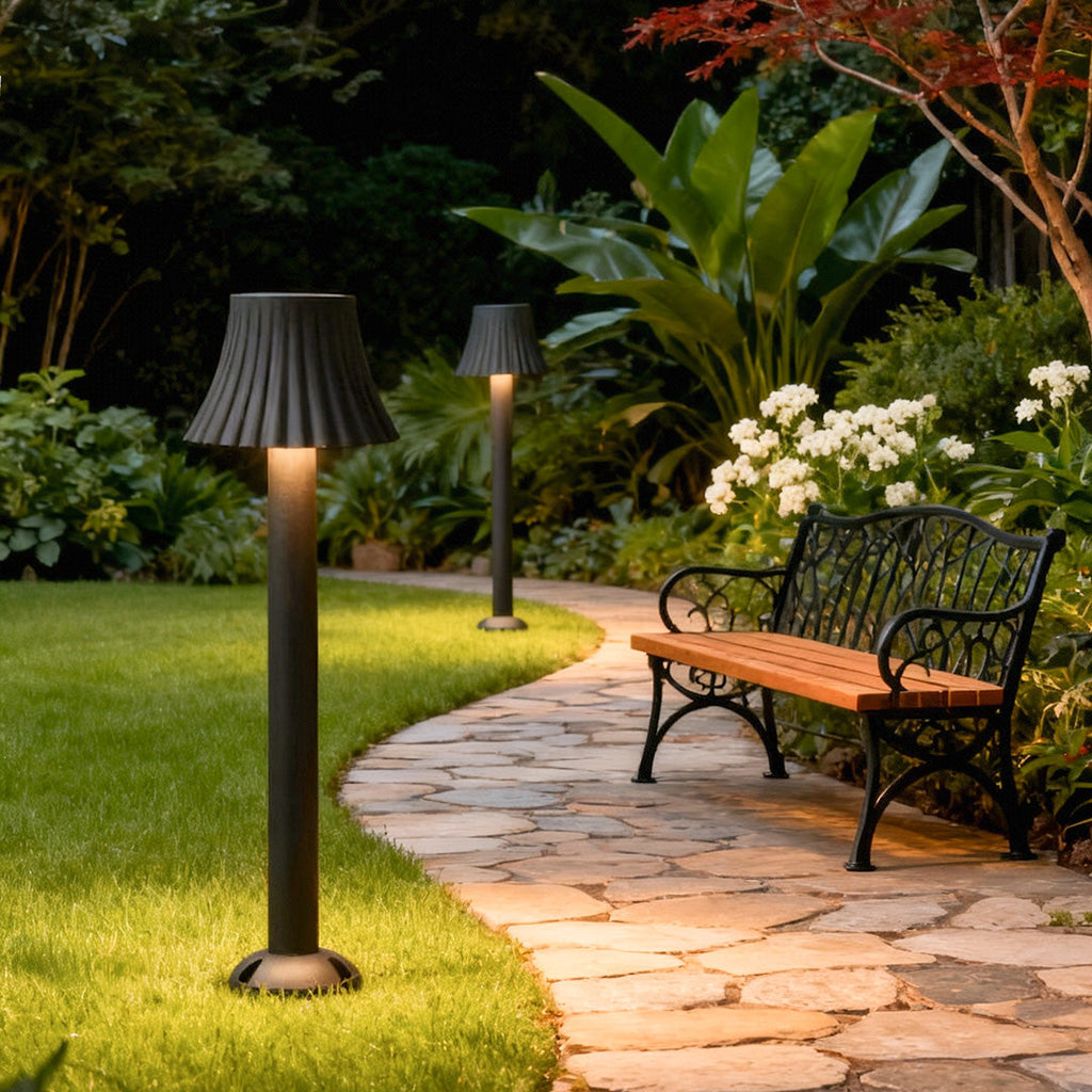 Black Outdoor Mushroom Path Light - Elegant Courtyard Landscape Lighting for Gardens and Pathways