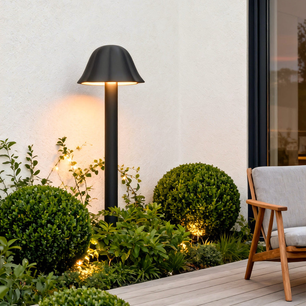 Black Outdoor Mushroom Path Light - Elegant Courtyard Landscape Lighting for Gardens and Pathways