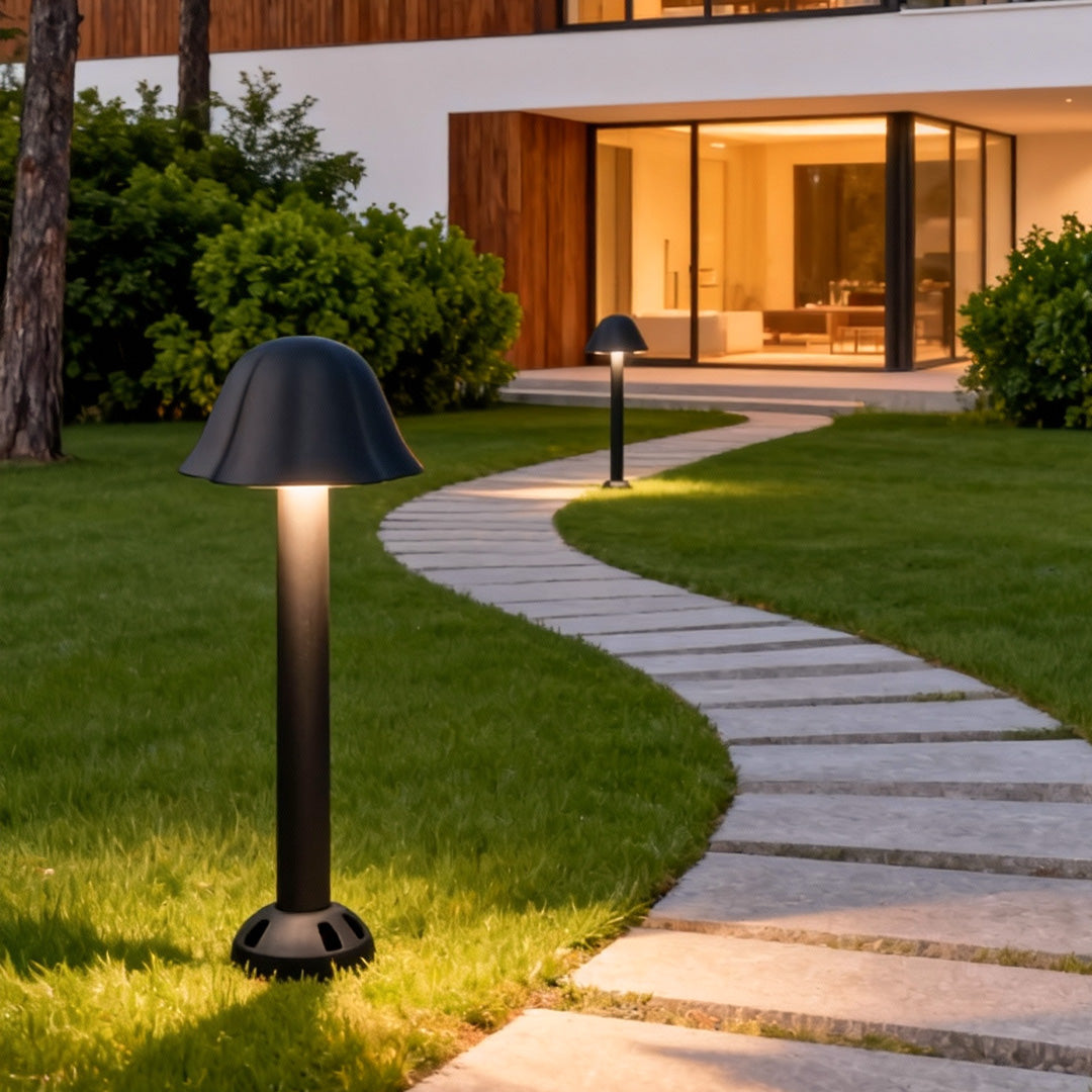 Black Outdoor Mushroom Path Light - Elegant Courtyard Landscape Lighting for Gardens and Pathways