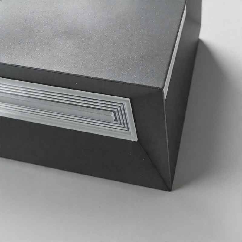 Square Pillar LED Solar Fence Post Light - Modern Cube Design, Outdoor Lighting Solution for Patios and Gardens