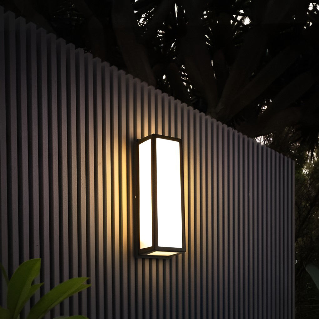Contemporary Black LED Outdoor Wall Light - Waterproof, Modern Design