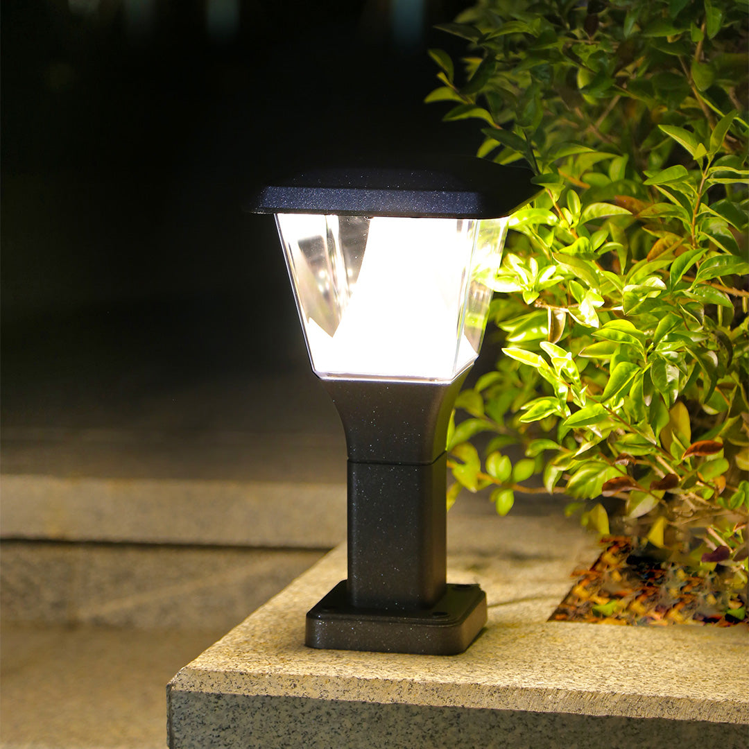 Minimalist Modern 6.5-Inch LED Bollard Garden Light Outdoor