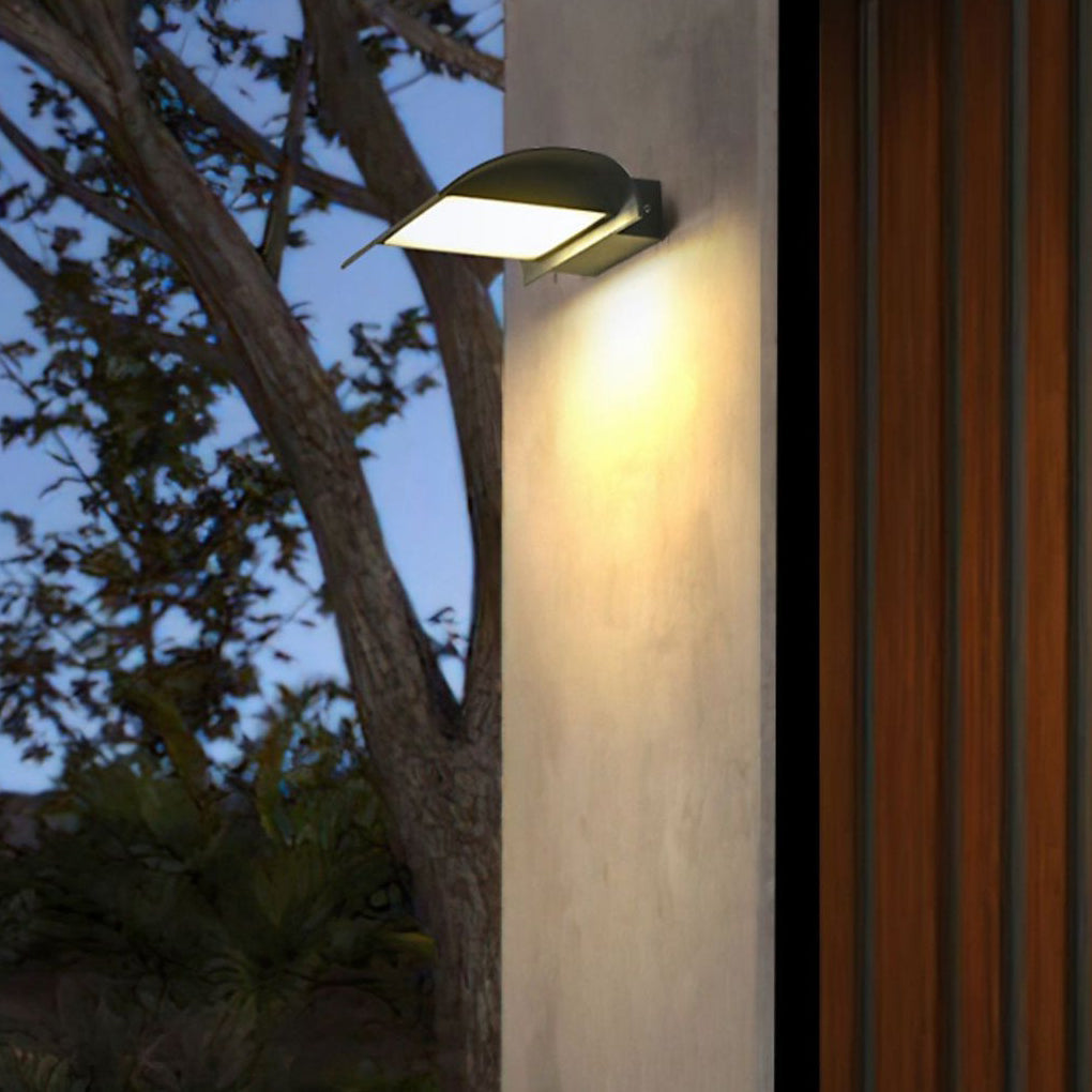 Modern Waterproof LED Wall Light for Outdoor Use