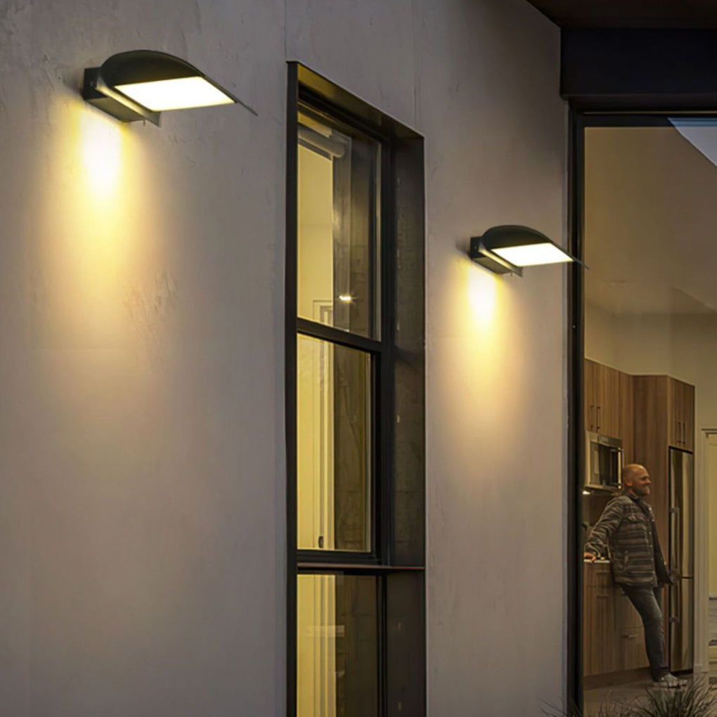 Modern Waterproof LED Wall Light for Outdoor Use