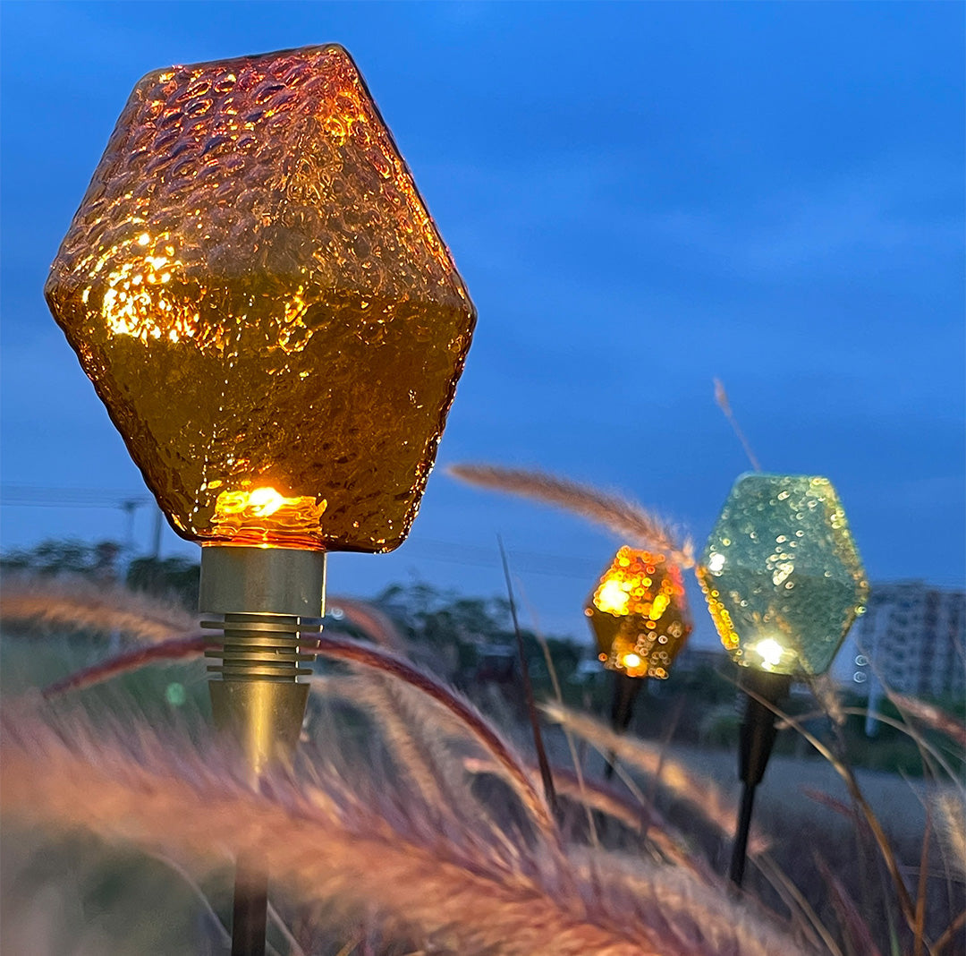 LED Diamond Pathway Lights - Decorative Landscape Lighting for Garden Walkways
