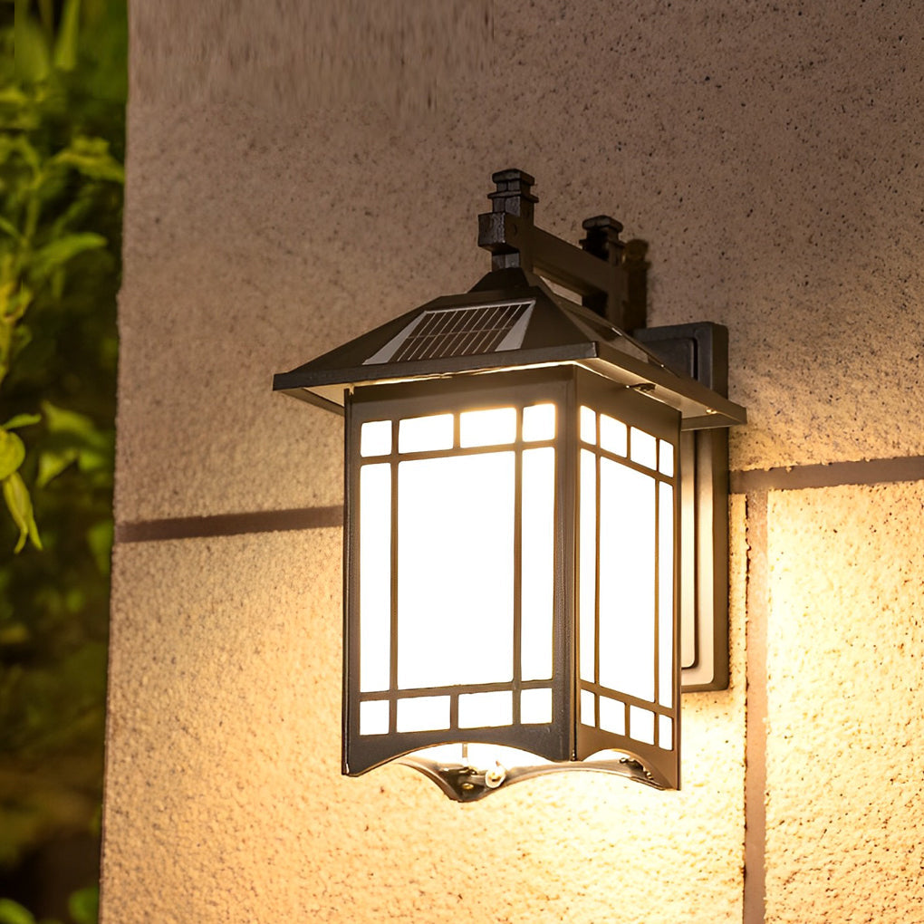 Retro LED Lantern Wall Sconce - Die-Cast Aluminum Glass Lamp