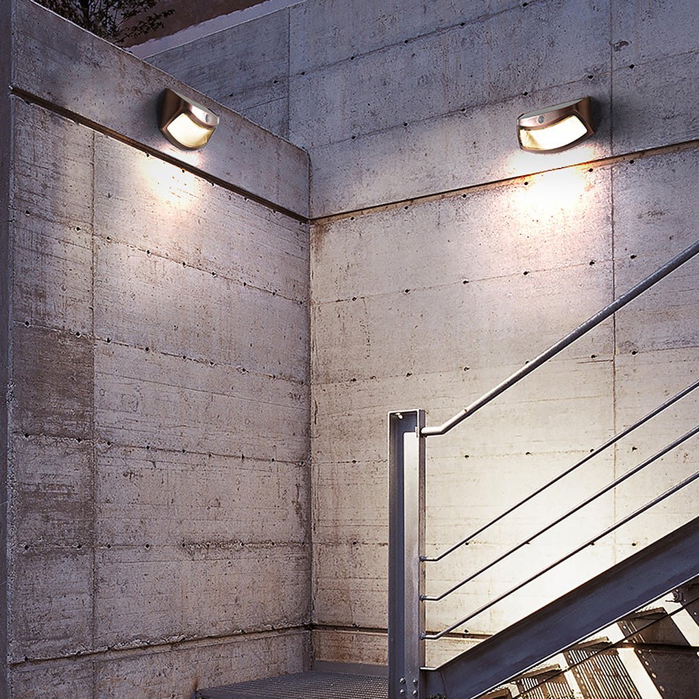 Intelligent Solar LED Wall Light with Motion Sensor for Outdoor Use