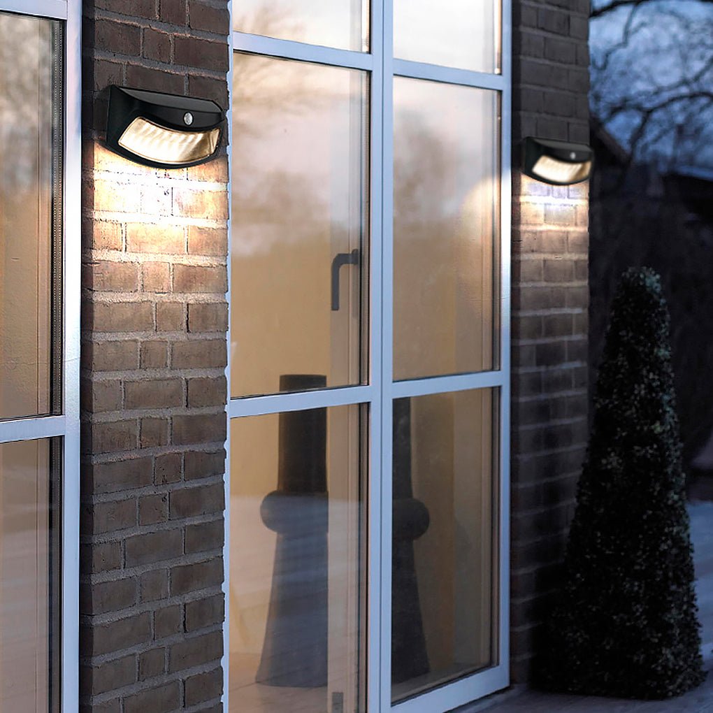Intelligent Solar LED Wall Light with Motion Sensor for Outdoor Use