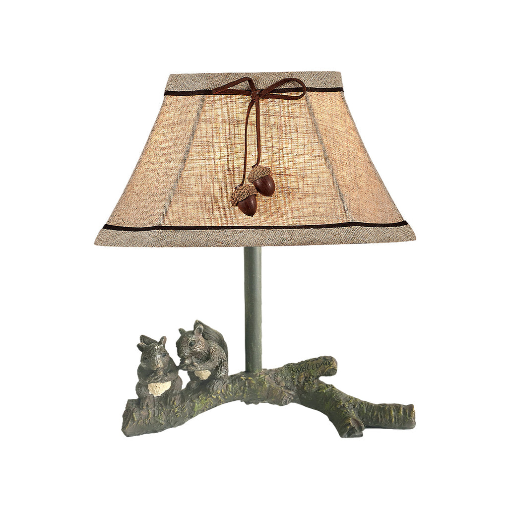 Elegant Squirrel Table Lamp - French Style Resin Decorative Light for Cozy Atmosphere