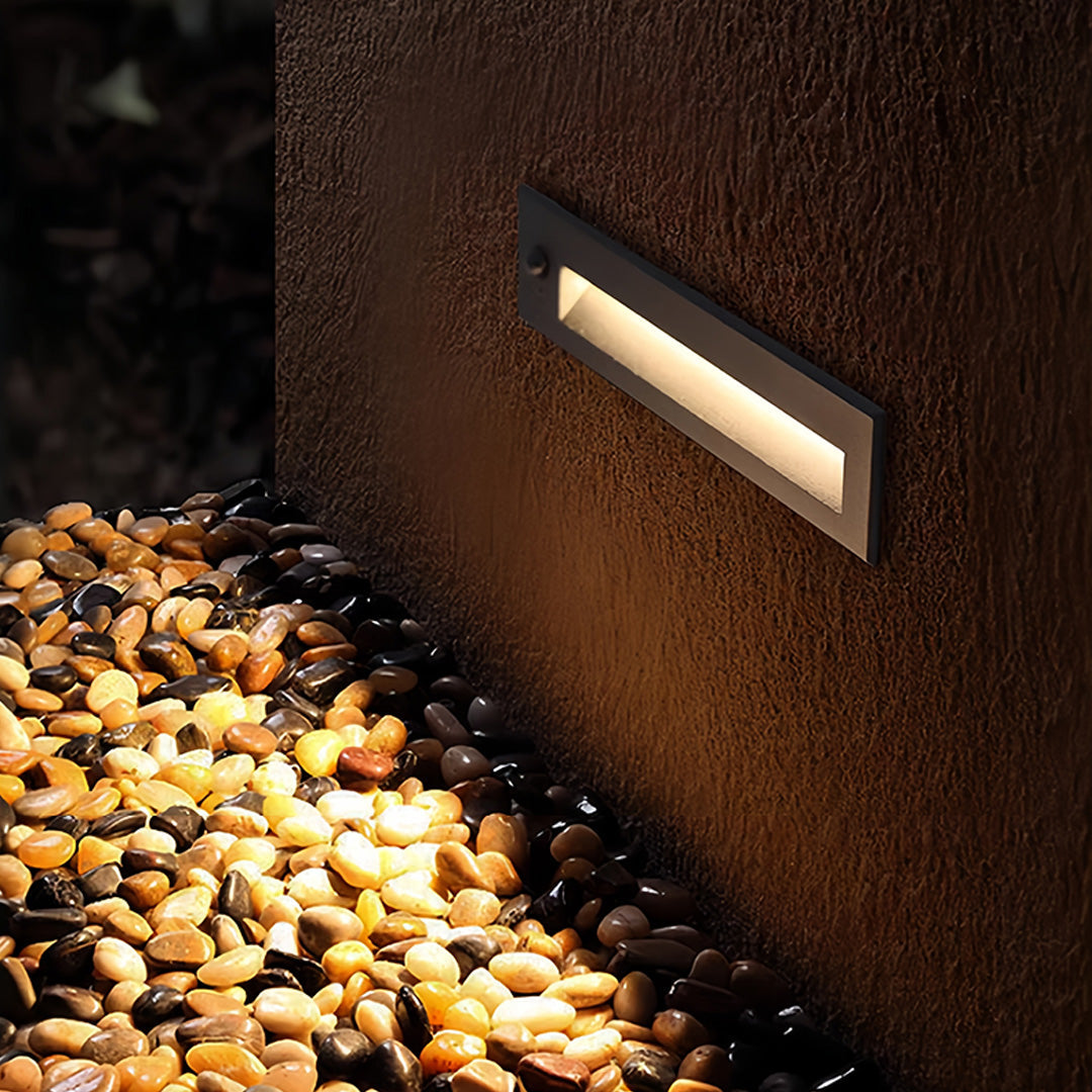 Modern Minimalist Embedded Outdoor Step Lights for Decks