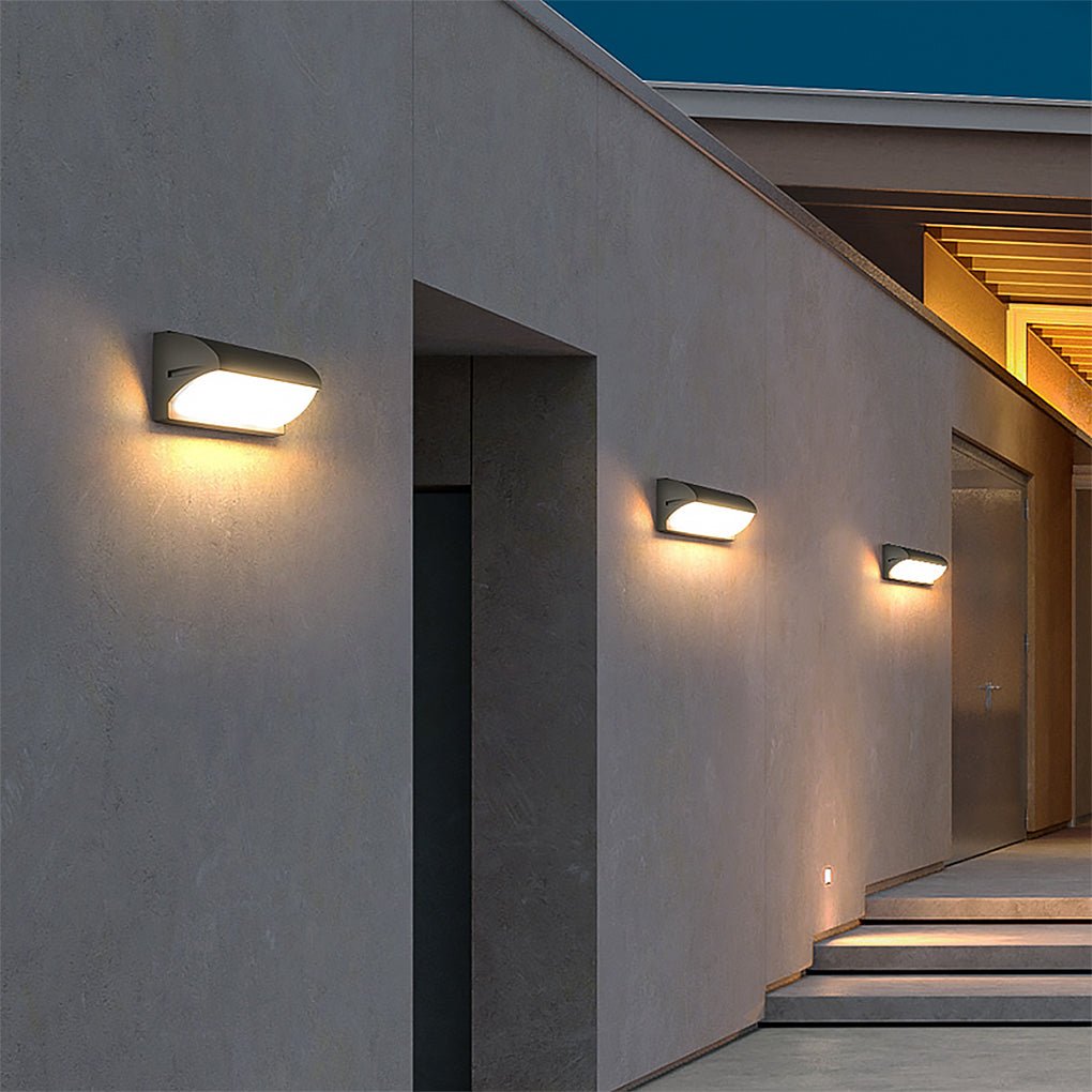 Modern Minimalist LED Waterproof Wall Light for Outdoor Villa Balconies