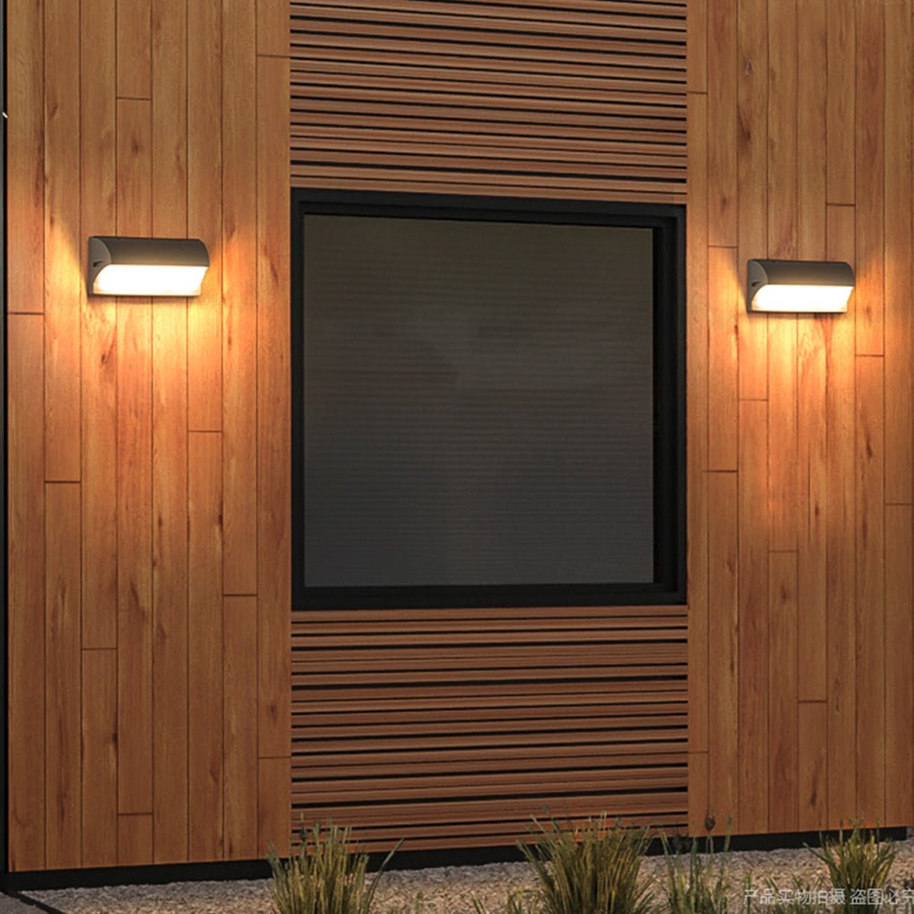 Modern Minimalist LED Waterproof Wall Light for Outdoor Villa Balconies