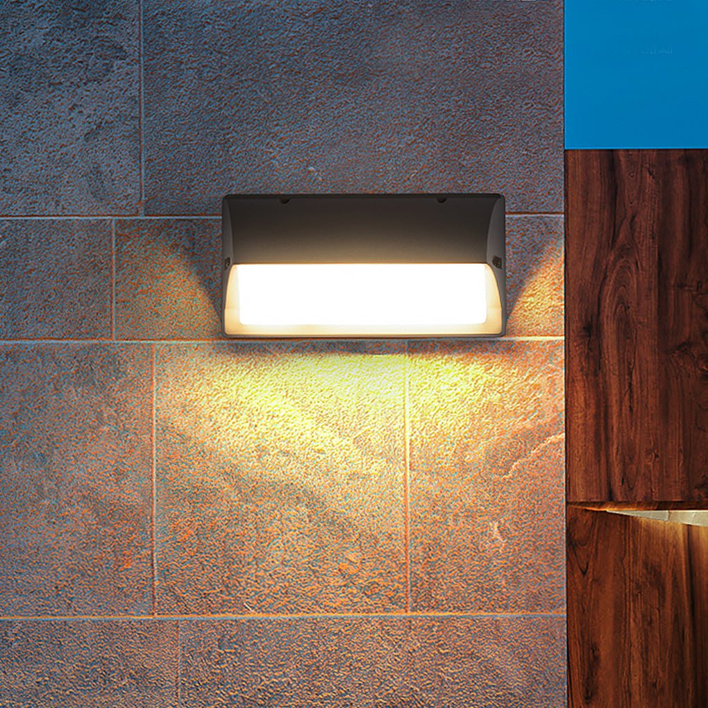 Modern Minimalist LED Waterproof Wall Light for Outdoor Villa Balconies