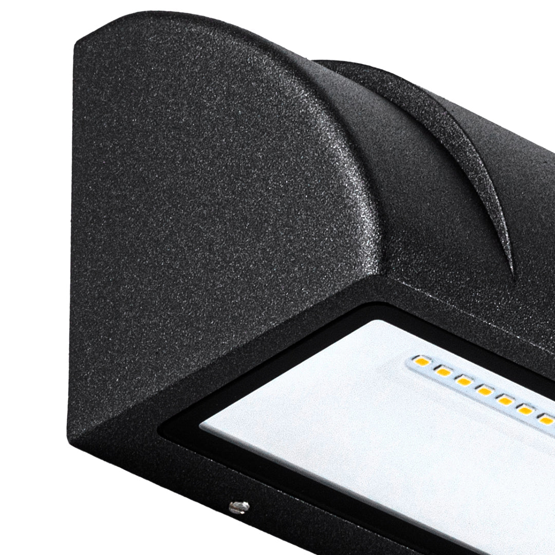 Modern Waterproof LED Outdoor Wall Light