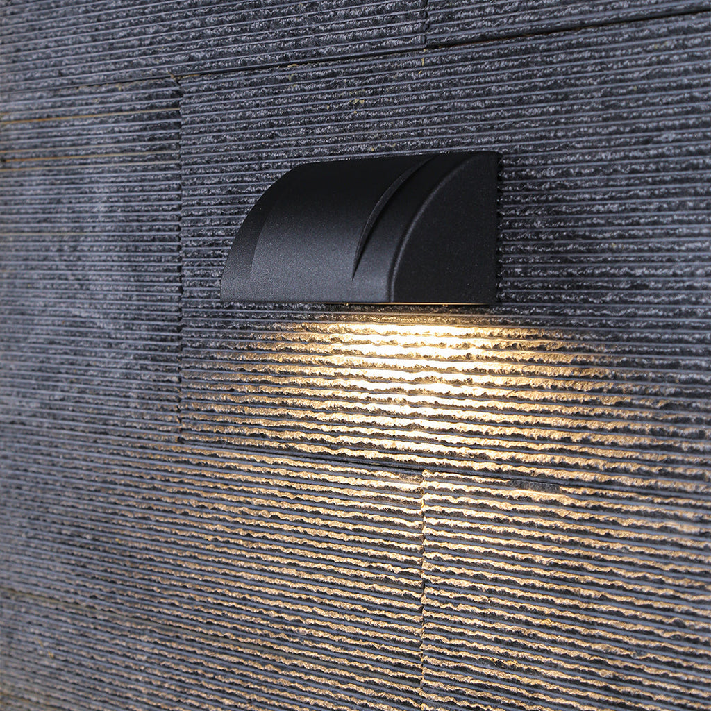 Modern Waterproof LED Outdoor Wall Light
