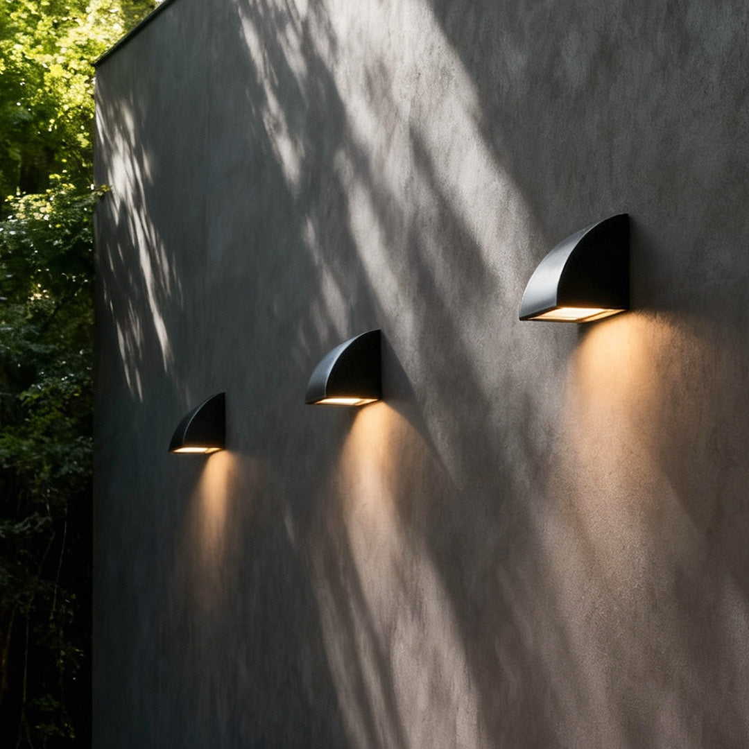 Modern Waterproof LED Outdoor Wall Light