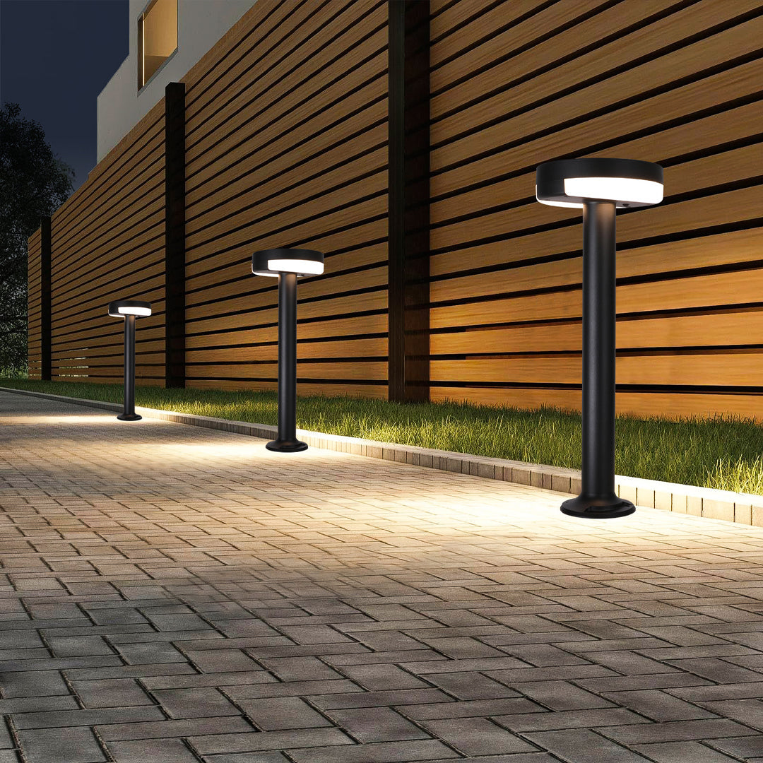 Modern Outdoor Waterproof Metal Pathway Light - Durable, Stylish, Solar Landscape Lighting for Gardens and Walkways