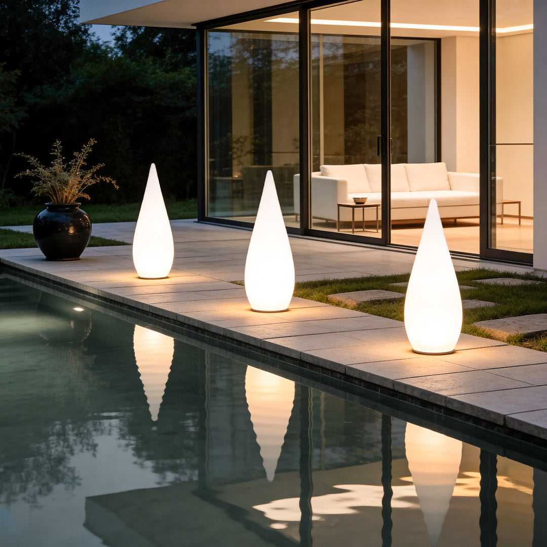 Modern Teardrop LED Outdoor Floor Lamp | Stylish Landscape Lighting