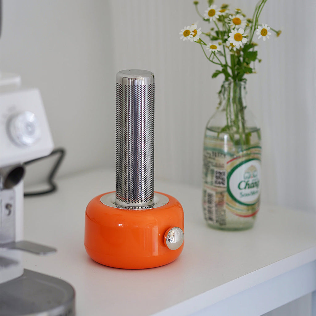 Sleek Metal Ambient RGB Table Lamp - Minimalist Design for Modern Living Spaces
